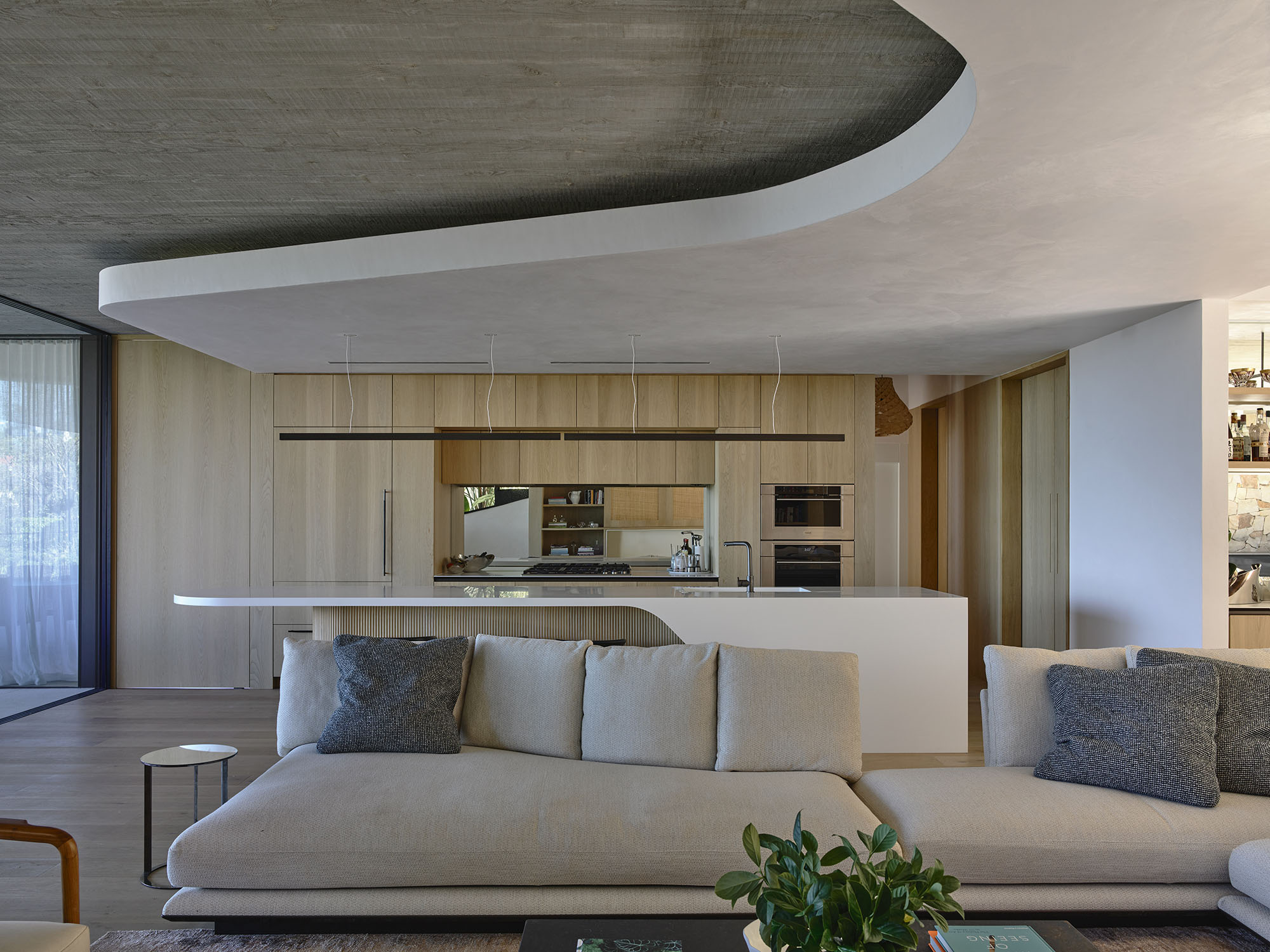 Whale Beach by Shaun Lockyer Architects Derek Swalwell coastal home design